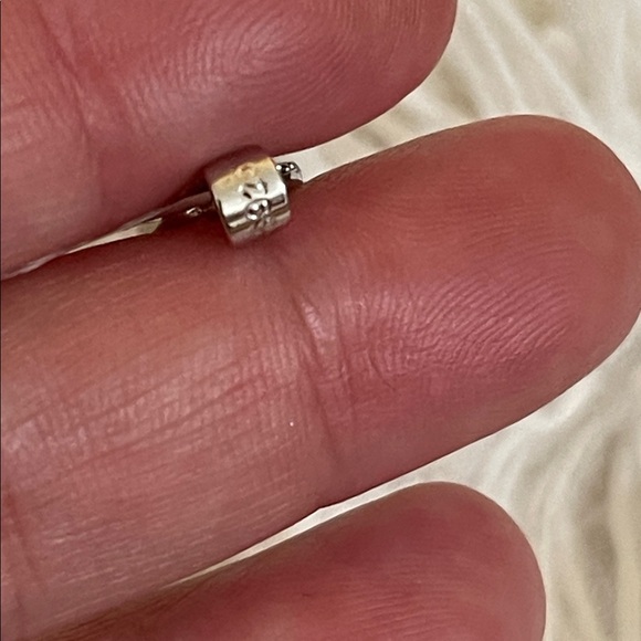 Elegant Natural Rhodolite Garnet Gemstone Halo Pendant in 925 Sterling Silver - Picture 4 of 6